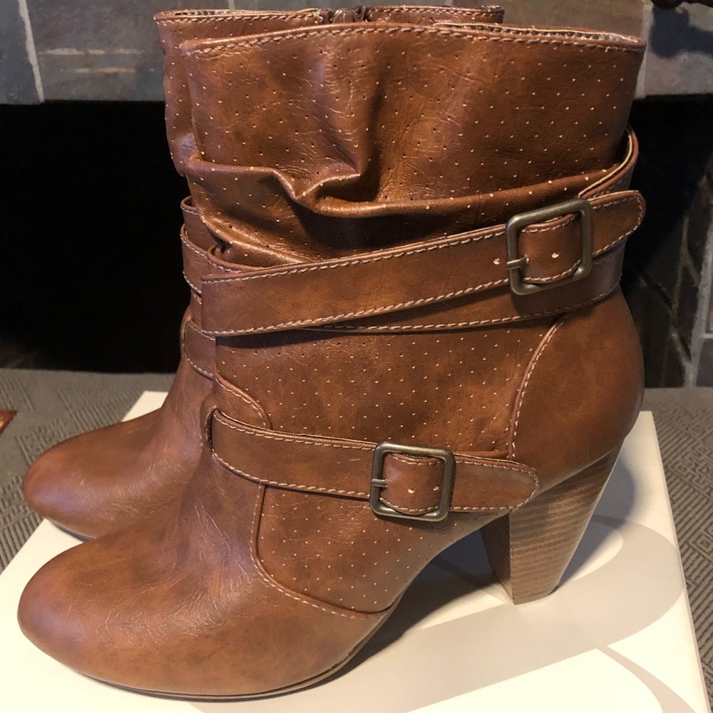 NEW brown booties